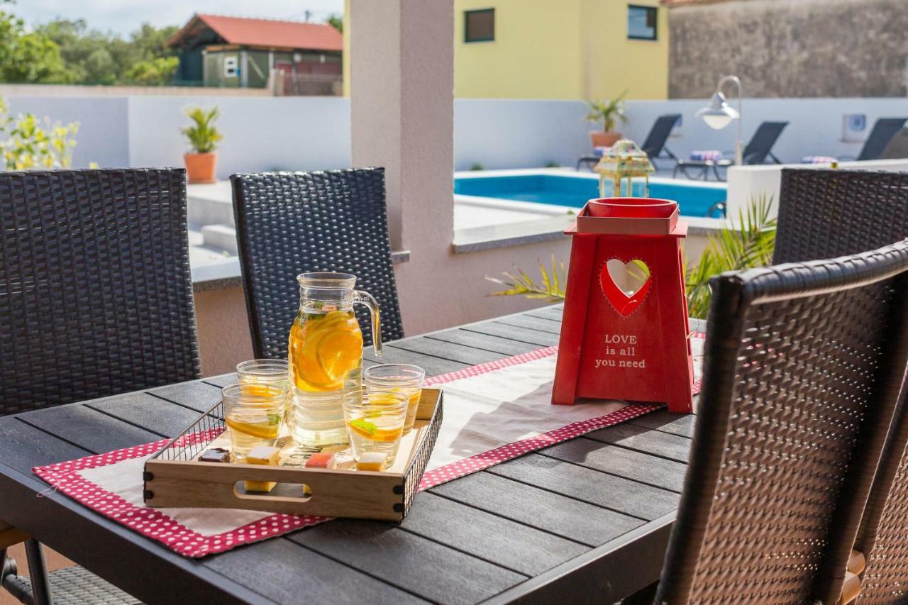 Villa Sunshine Rogoznica  Buitenkant foto