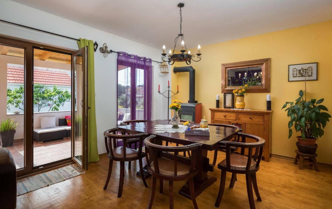 Villa Sunshine Rogoznica  Buitenkant foto