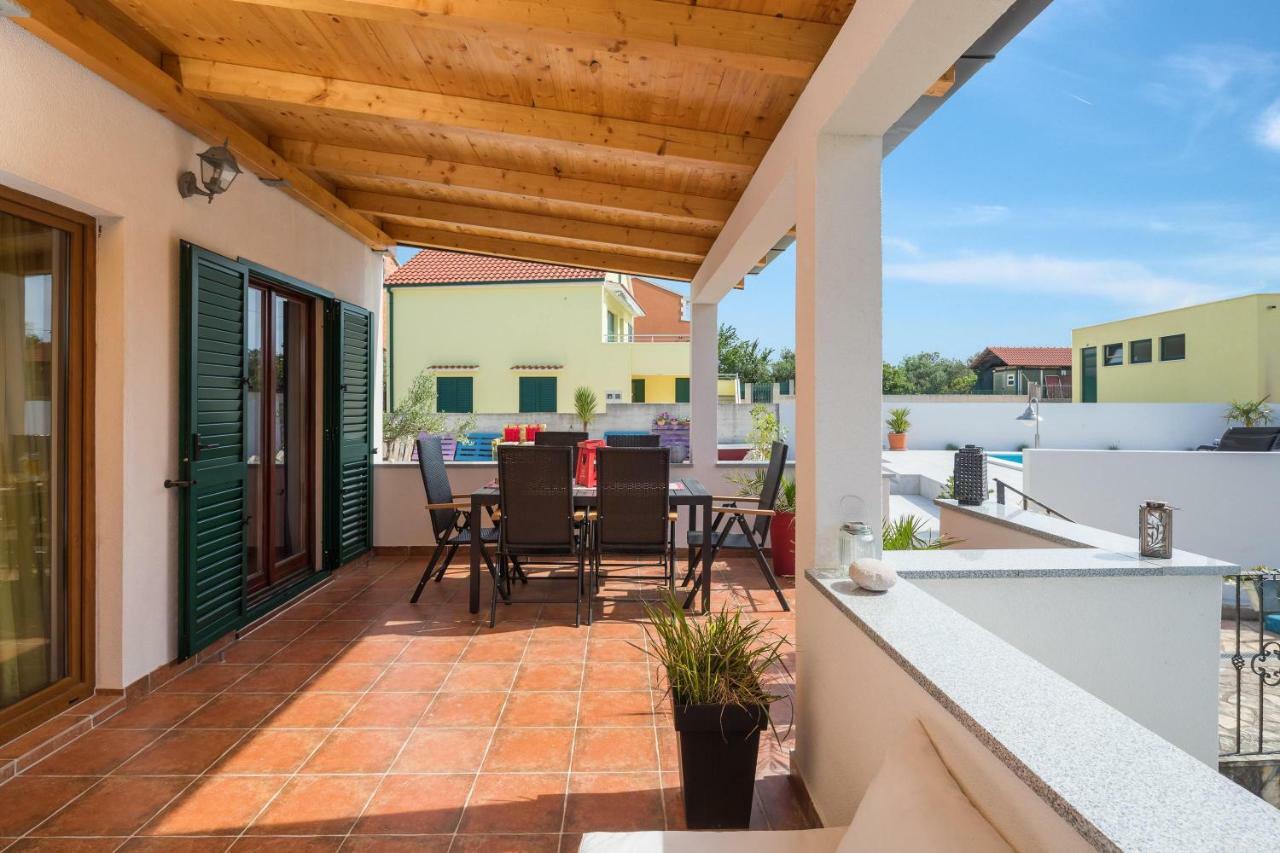 Villa Sunshine Rogoznica  Buitenkant foto