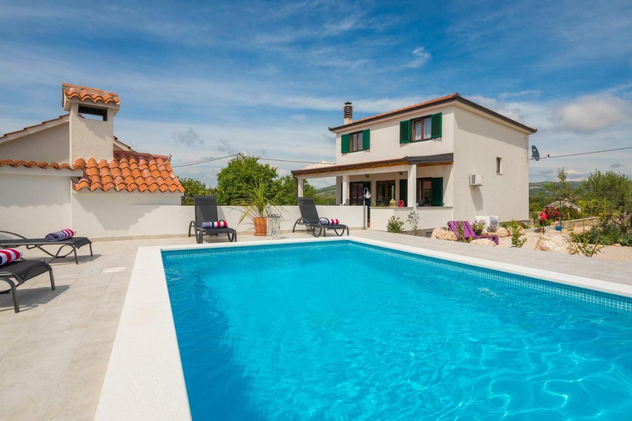 Villa Sunshine Rogoznica  Buitenkant foto