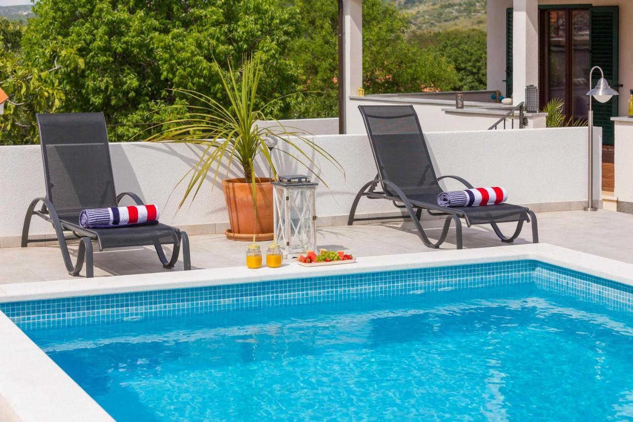 Villa Sunshine Rogoznica  Buitenkant foto